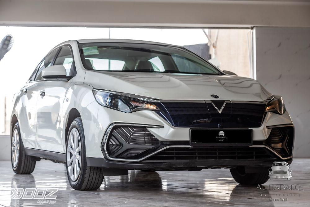 Dongfeng Venucia D60 — Front View